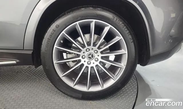 Mercedes-Benz GLE-Class 2024 3.0 автомат (гидро), миниатюра 7