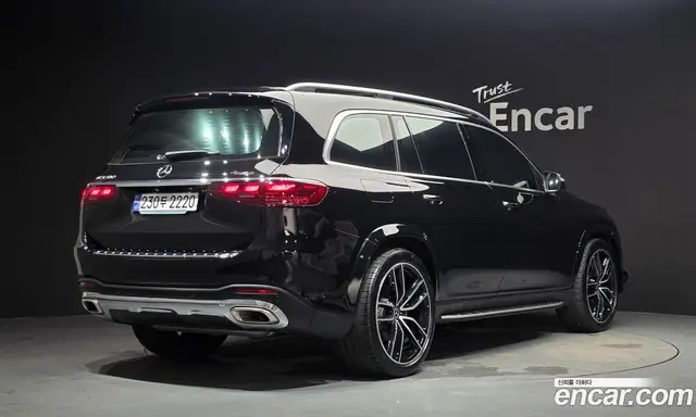 Mercedes-Benz GLS-Class 2024 4.0 автомат (гидро), миниатюра 2