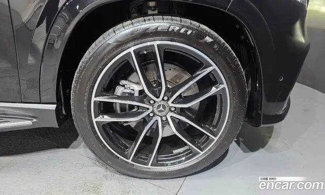 Mercedes-Benz GLS-Class 2024 4.0 автомат (гидро), миниатюра 7