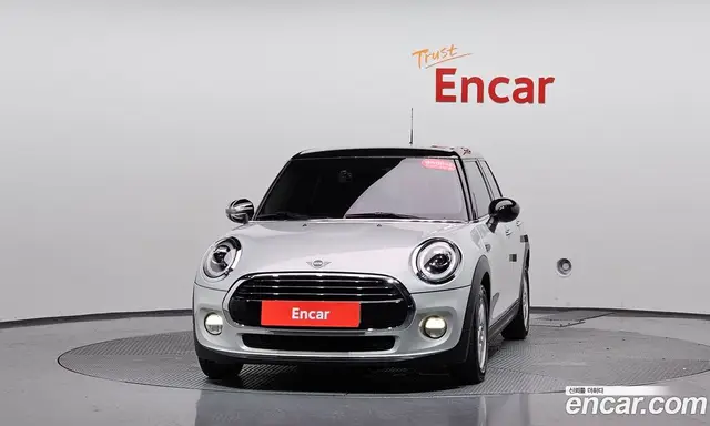 Mini Cooper 2018 1.5 автомат (гидро), миниатюра 2