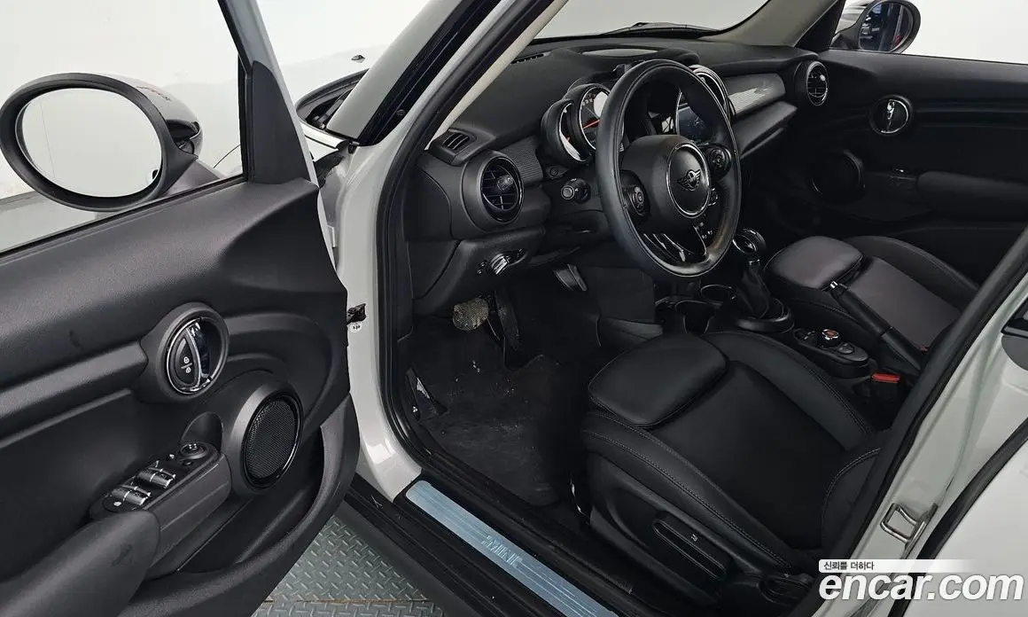 Mini Cooper 2018 1.5 автомат (гидро), фото 12