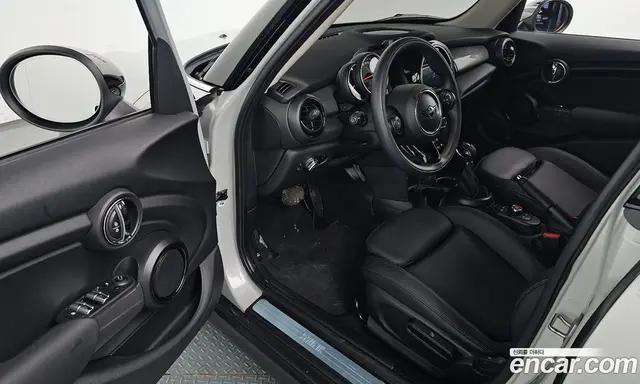 Mini Cooper 2018 1.5 автомат (гидро), миниатюра 12
