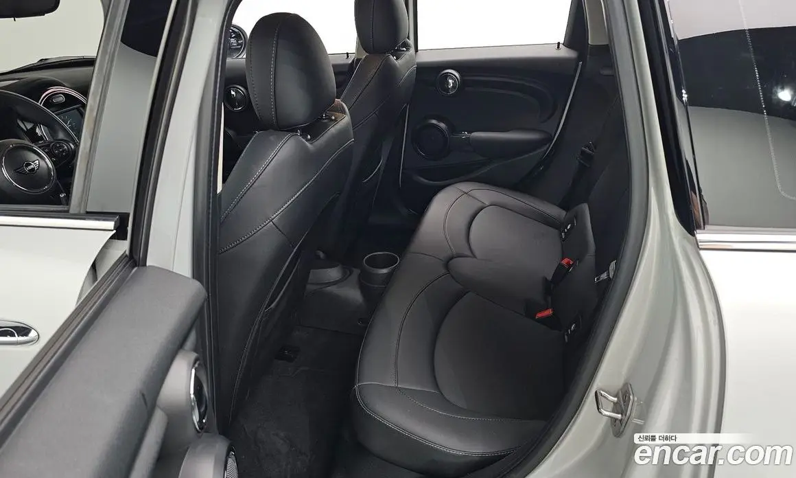 Mini Cooper 2018 1.5 автомат (гидро), фото 17