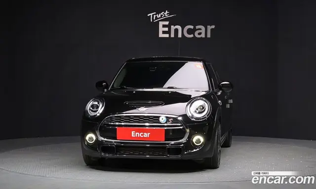 Mini Cooper 2020 2.0 автомат (гидро), миниатюра 3