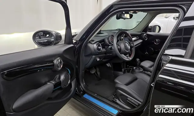 Mini Cooper 2020 2.0 автомат (гидро), миниатюра 10