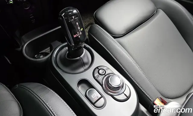 Mini Cooper 2022 2.0 автомат (гидро), миниатюра 12