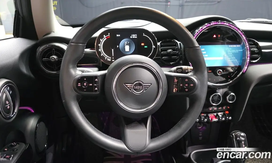 Mini Cooper 2022 2.0 автомат (гидро), фото 19