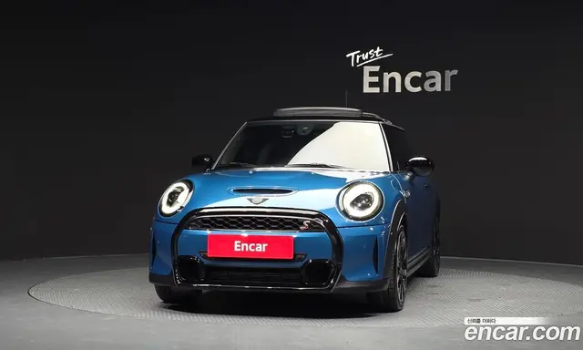 Mini Cooper 2022 2.0 автомат (гидро), миниатюра 3