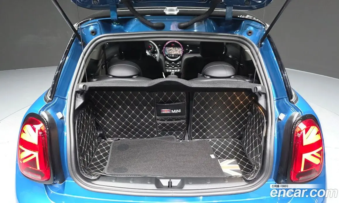 Mini Cooper 2022 2.0 автомат (гидро), фото 26