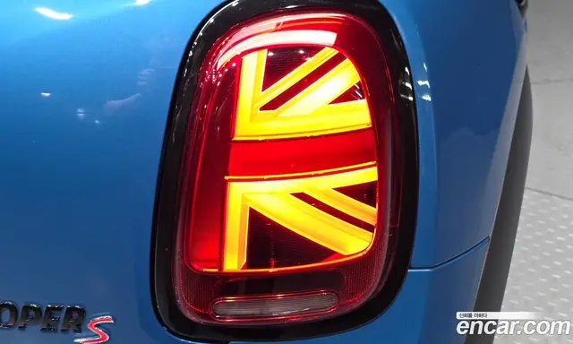 Mini Cooper 2022 2.0 автомат (гидро), миниатюра 9
