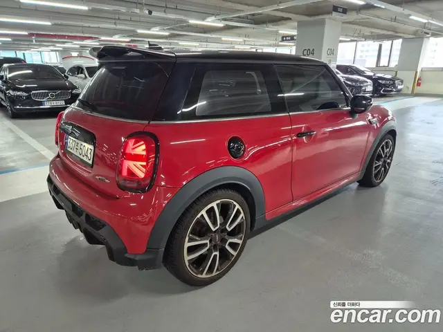 Mini Cooper 2023 2.0 автомат (гидро), миниатюра 4