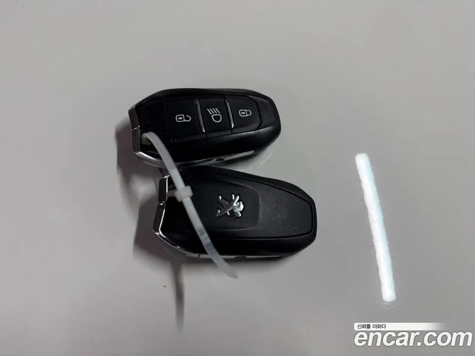 Peugeot 3008 2018 1.6 автомат (гидро), фото 20