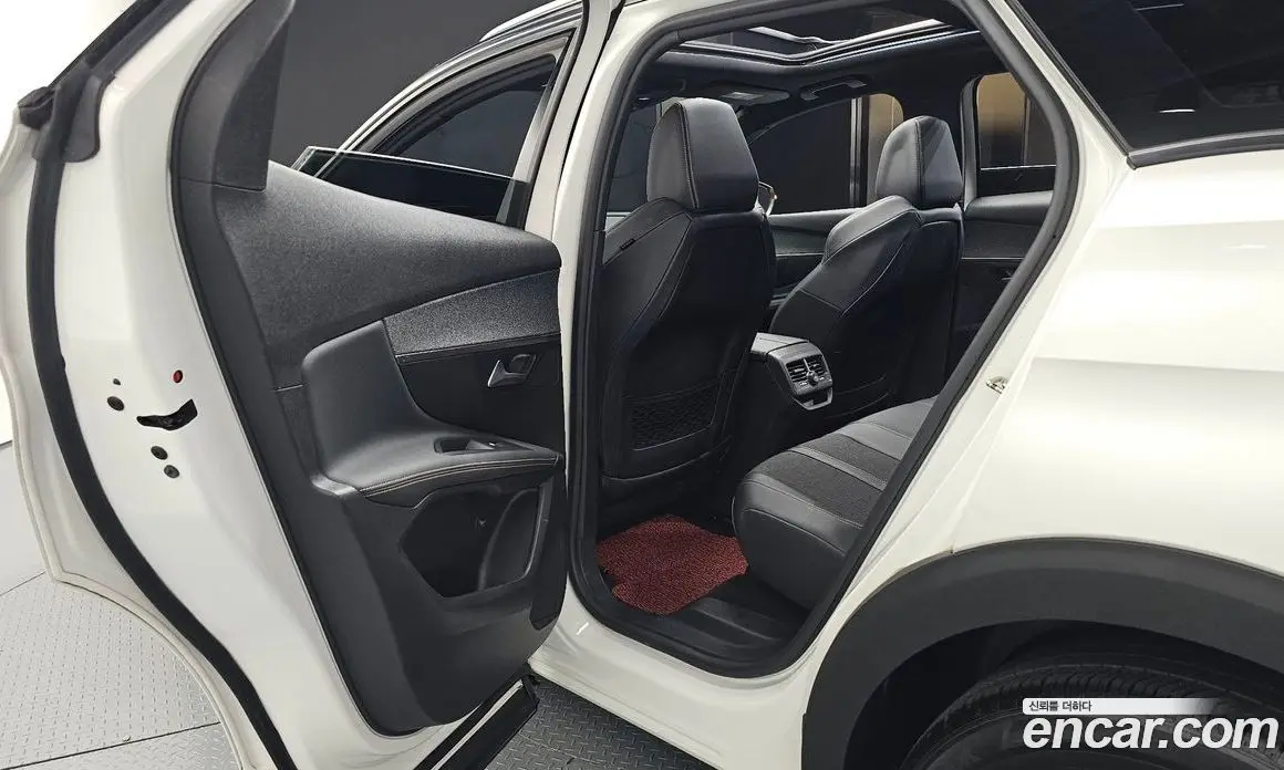 Peugeot 3008 2019 1.5 автомат (гидро), фото 18