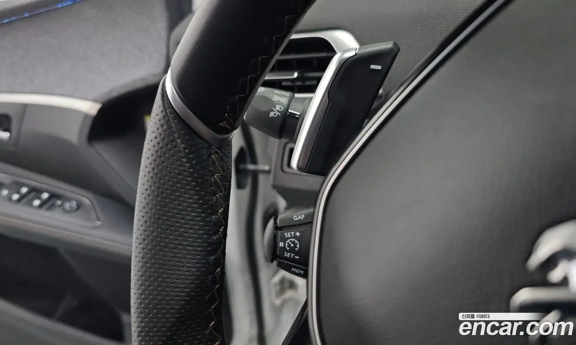 Peugeot 3008 2019 1.5 автомат (гидро), фото 26