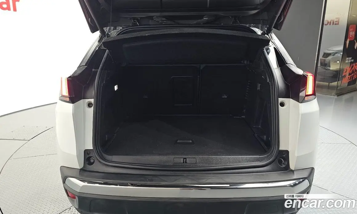 Peugeot 3008 2019 1.5 автомат (гидро), фото 32