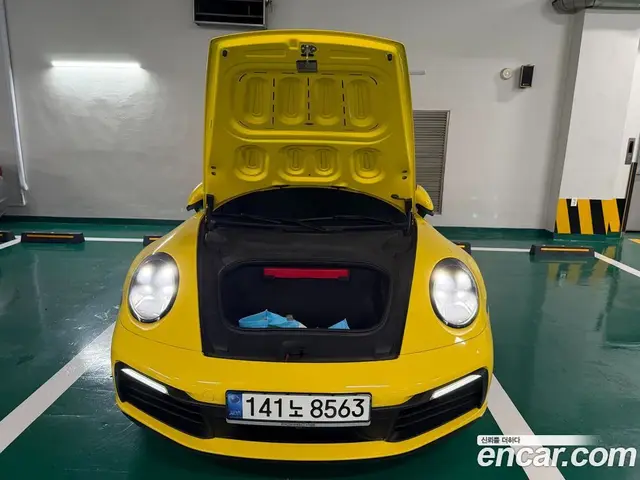 Porsche 911 2021 3.0 автомат (гидро), миниатюра 6