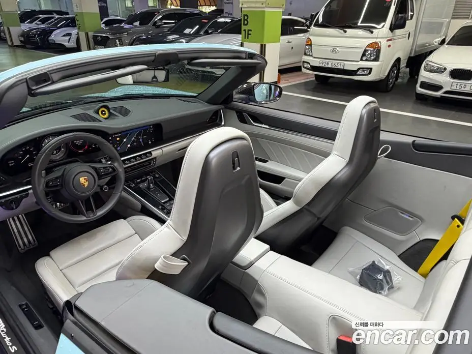 Porsche 911 2022 3.7 автомат (гидро), фото 19