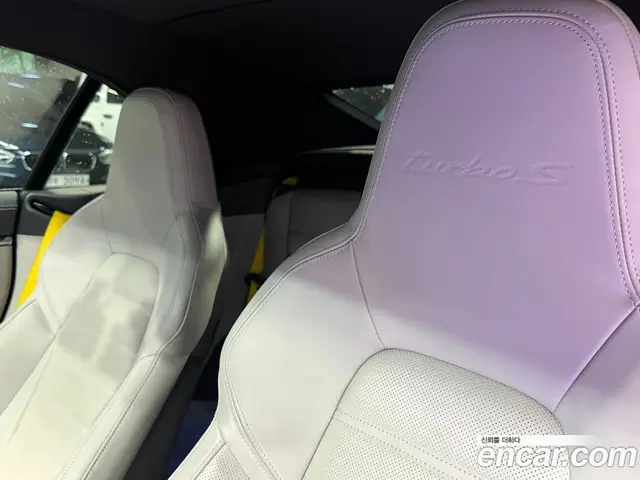 Porsche 911 2022 3.7 автомат (гидро), миниатюра 9