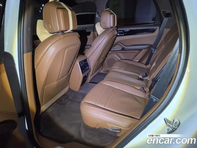 Porsche Cayenne 2019 3.0 автомат (гидро), миниатюра 5