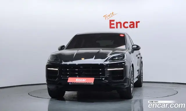 Porsche Cayenne 2024 3.0 автомат (гидро), миниатюра 3