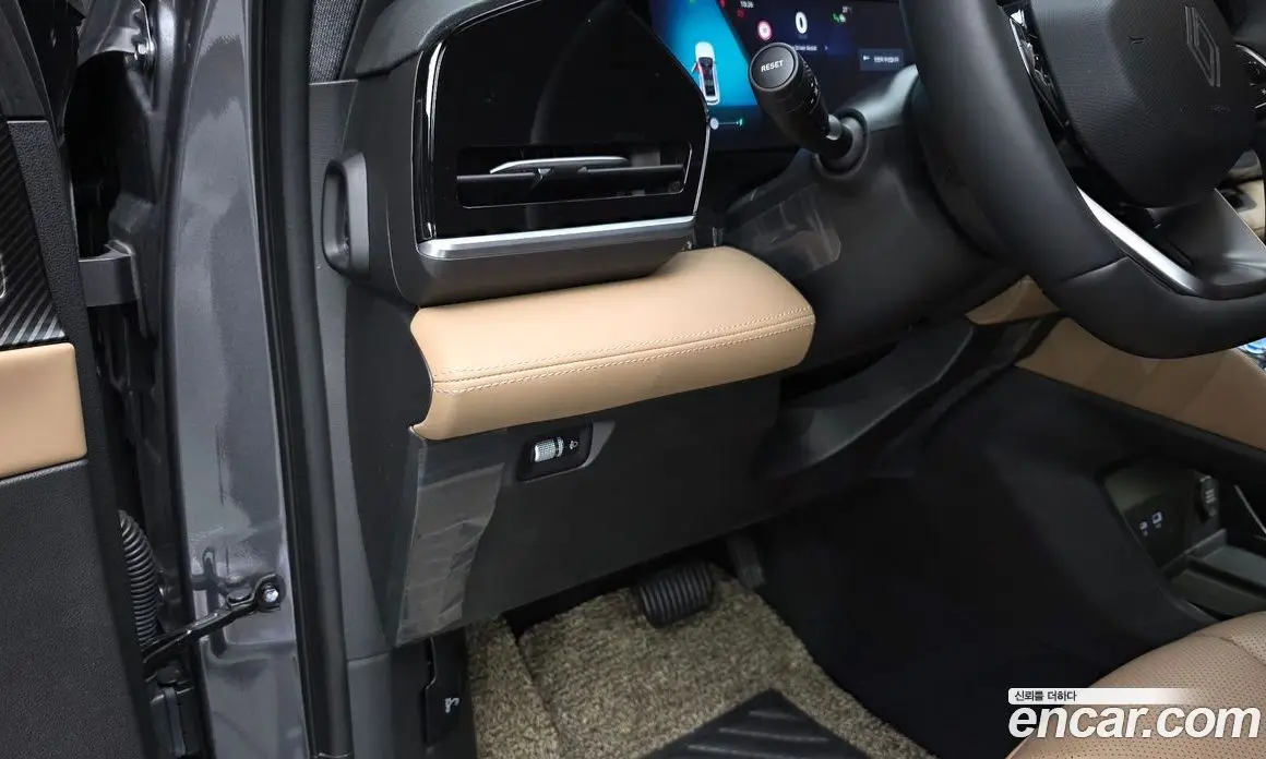 Renault (Samsung) Grand Koleos 2025 1.5 автомат (гидро), фото 19