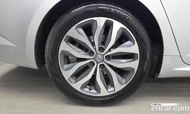 Renault (Samsung) SM6 2016 2.0 автомат (вариатор), миниатюра 7