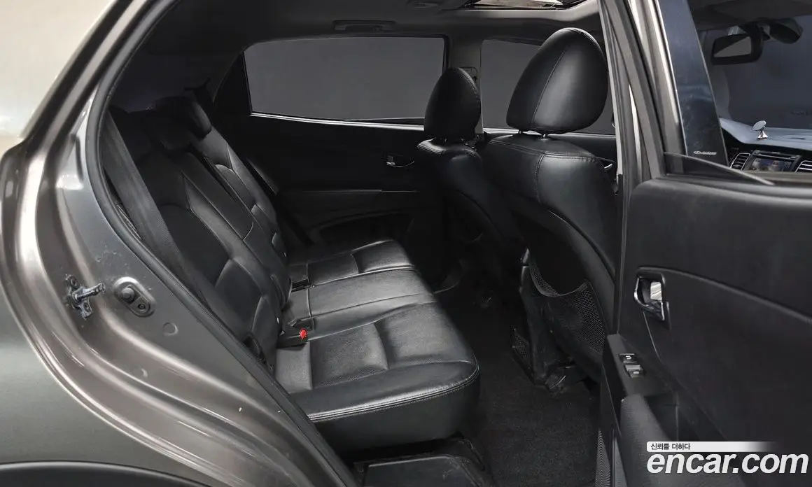 SsangYong Korando 2011 2.0 автомат (гидро), фото 11