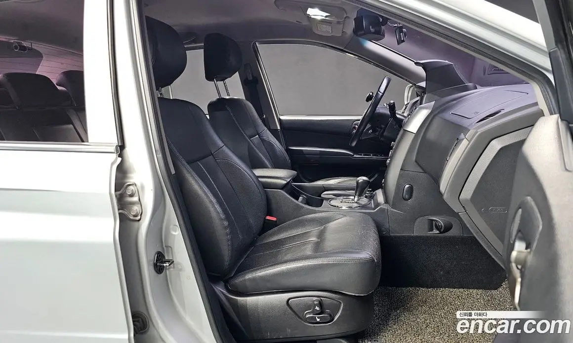 SsangYong Korando 2016 2.0 автомат (гидро), фото 12