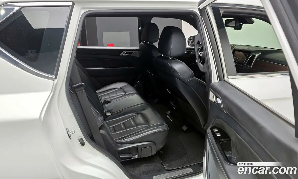 SsangYong Rexton 2017 2.2 автомат (гидро), фото 12 SsangYong Rexton 2017 2.2 автомат (гидро), фото 12