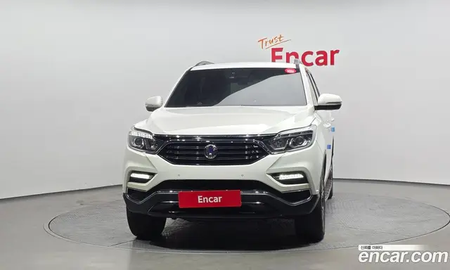 SsangYong Rexton 2017 2.2 автомат (гидро), миниатюра 3 SsangYong Rexton 2017 2.2 автомат (гидро), миниатюра 3
