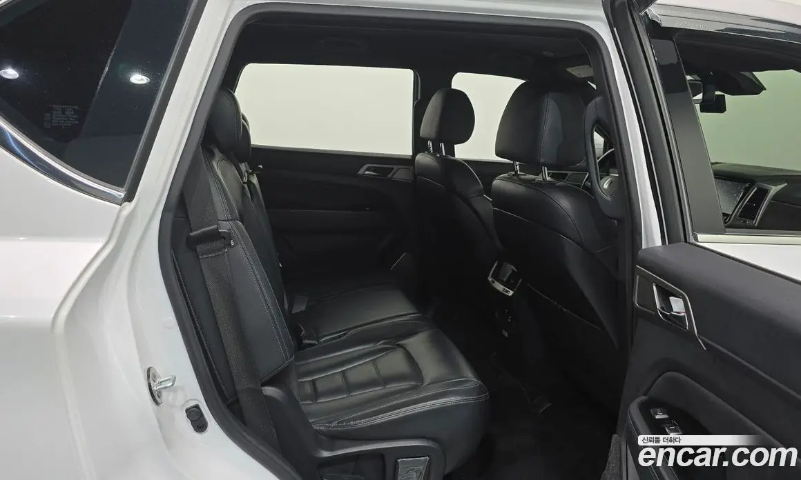 SsangYong Rexton 2018 2.2 автомат (гидро), фото 17
