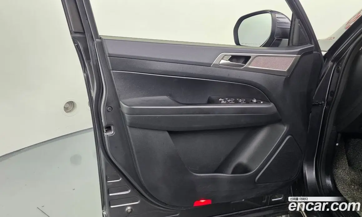 SsangYong Rexton 2019 2.2 автомат (гидро), фото 14
