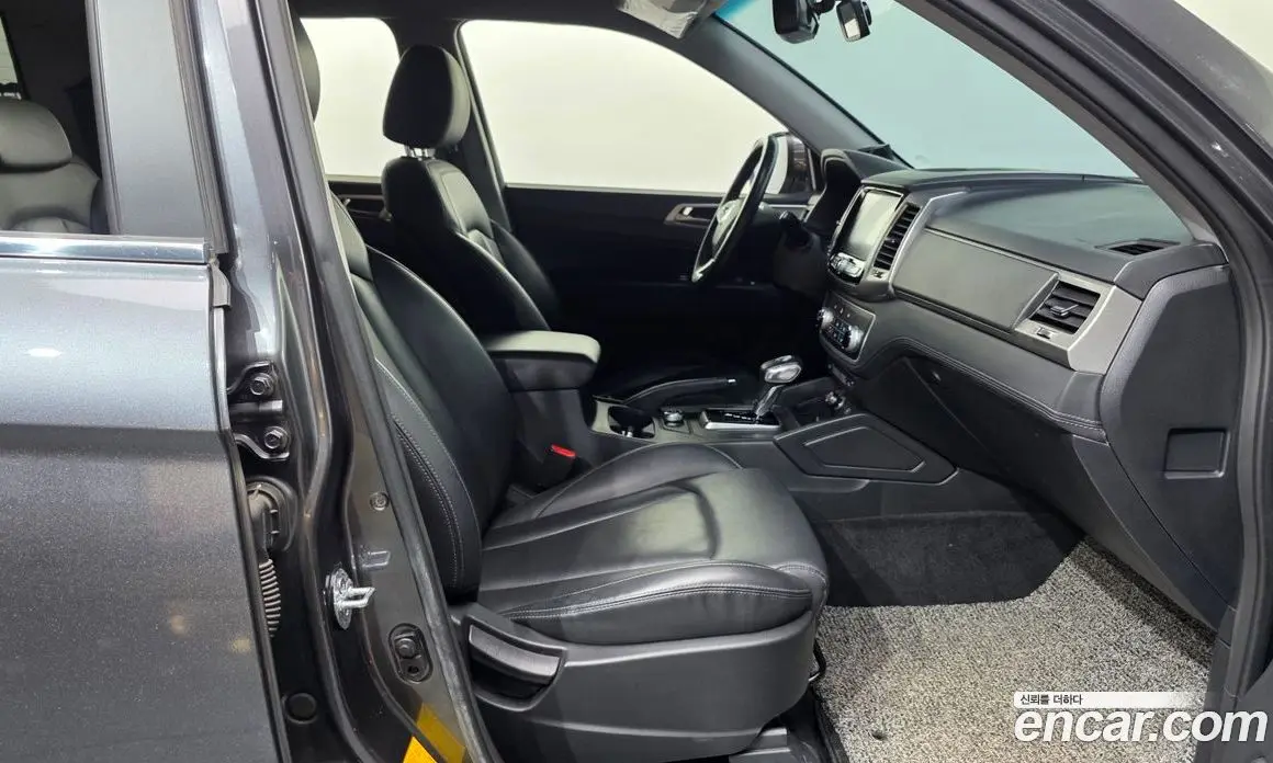SsangYong Rexton 2019 2.2 автомат (гидро), фото 17