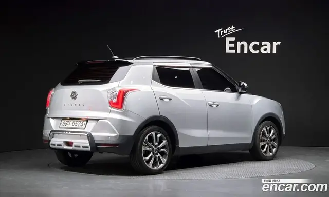 SsangYong TIBOLI 2015 1.6 автомат (гидро), миниатюра 2