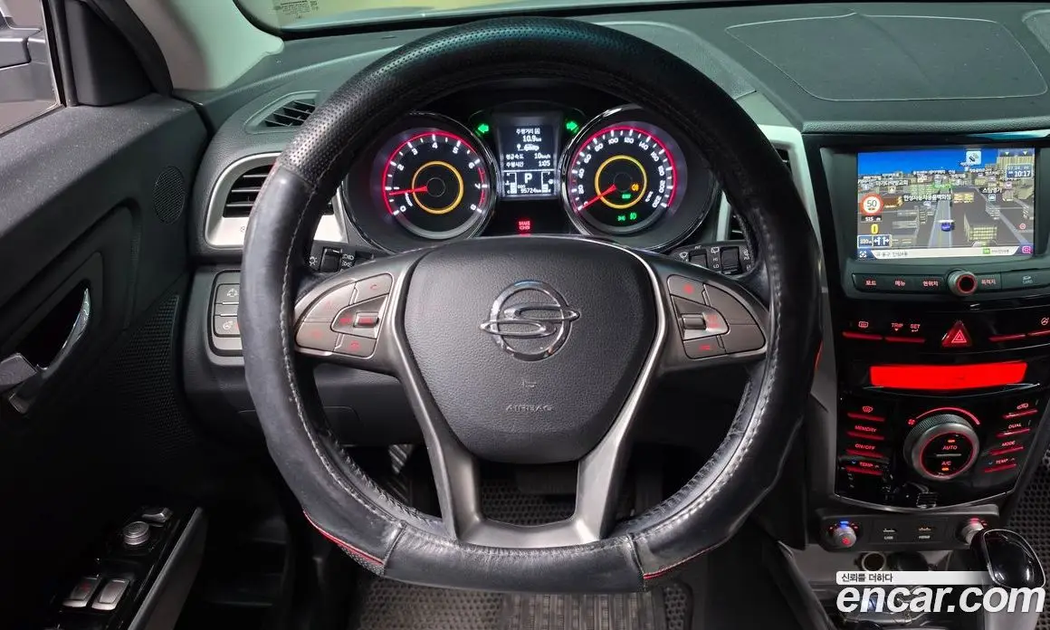 SsangYong TIBOLI 2015 1.6 автомат (гидро), фото 18