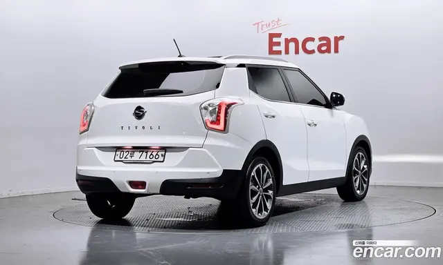 SsangYong TIBOLI 2017 1.6 автомат (гидро), миниатюра 2