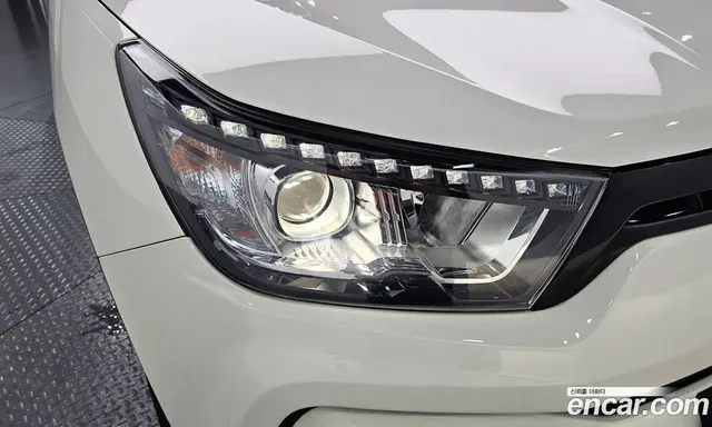 SsangYong TIBOLI 2017 1.6 автомат (гидро), миниатюра 8