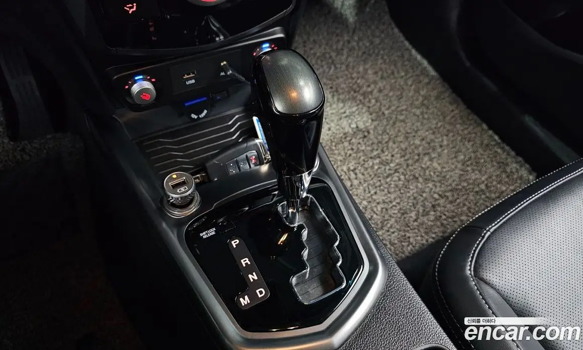 SsangYong TIBOLI 2018 1.6 автомат (гидро), фото 9