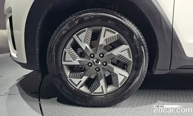 SsangYong Torres 2023 0.2 автомат (гидро), миниатюра 5