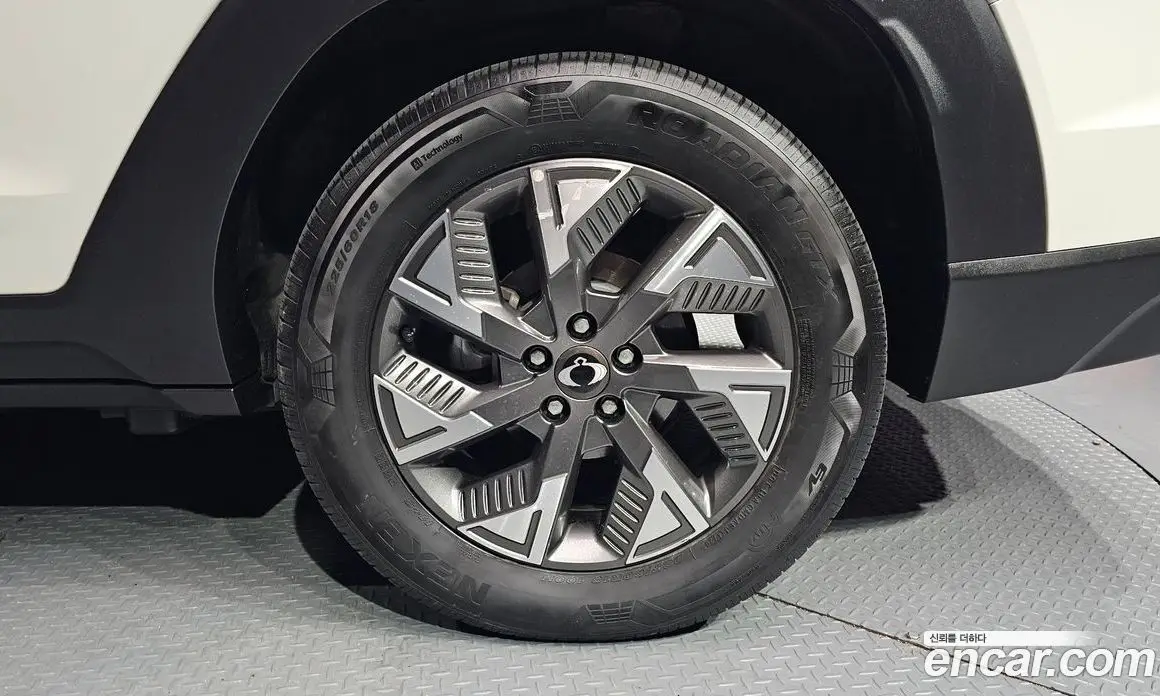 SsangYong Torres 2023 0.2 автомат (гидро), фото 7