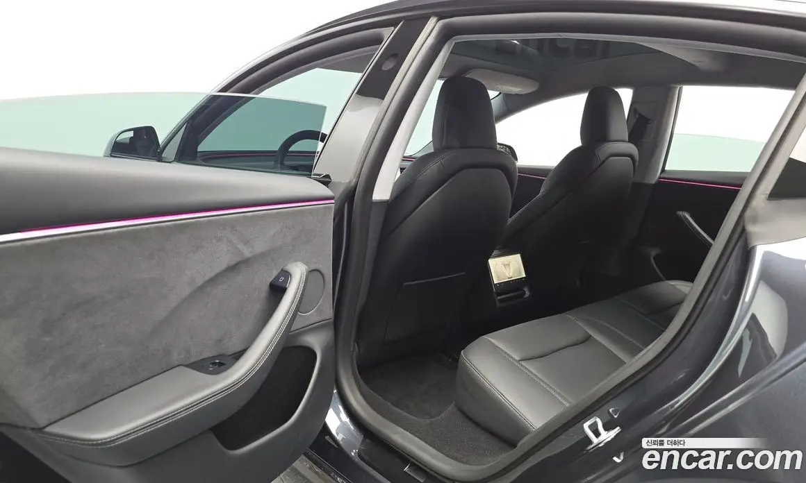 Tesla Model 3 2025 0.2 автомат (гидро), фото 15