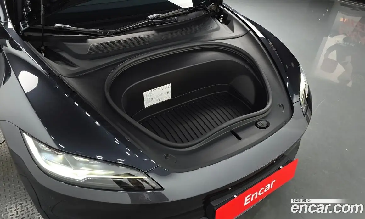 Tesla Model 3 2025 0.2 автомат (гидро), фото 5