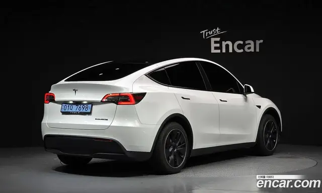 Tesla Model Y 2021 0.2 автомат (гидро), миниатюра 2