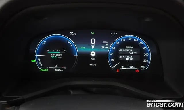 Toyota Camry 2025 2.5 автомат (гидро), миниатюра 8