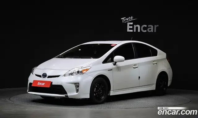 Toyota Prius, 2015, 223 679 км