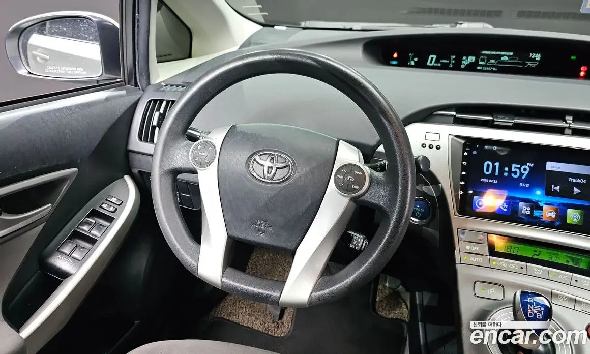 Toyota Prius 2015 1.8 автомат (гидро), фото 13