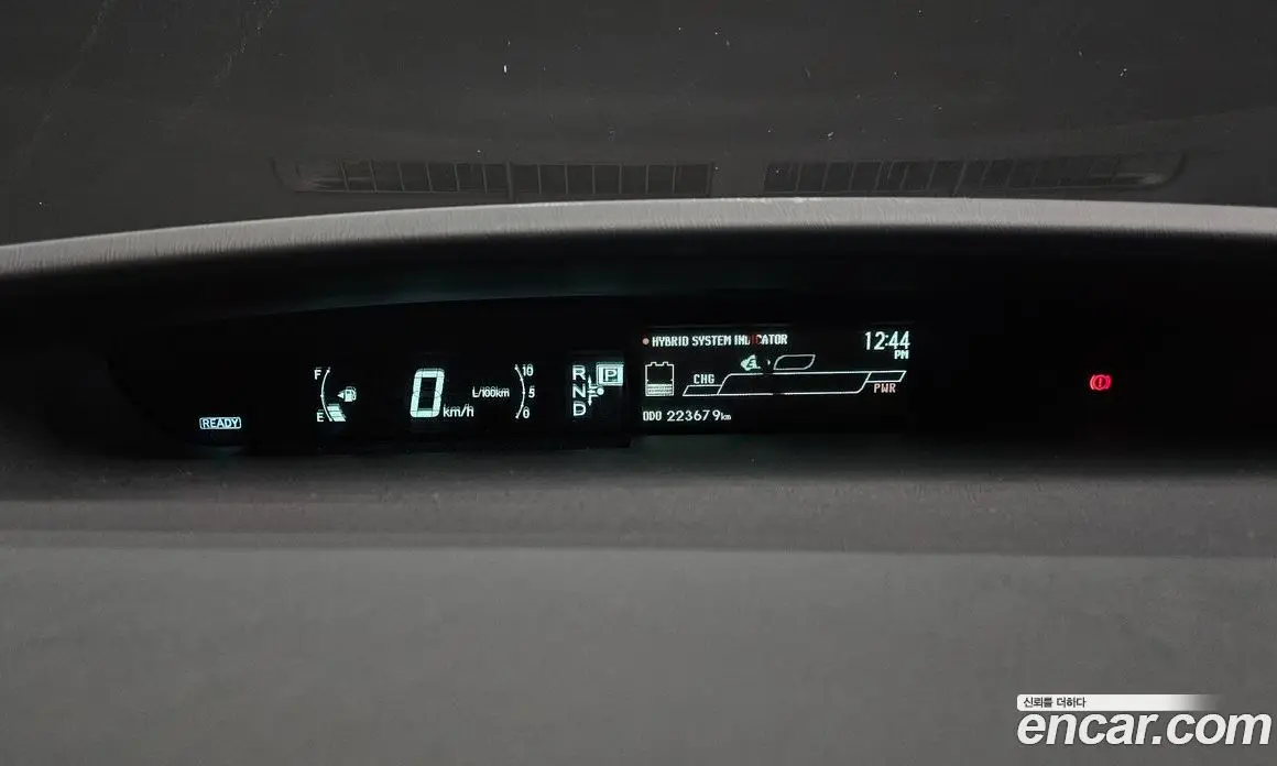 Toyota Prius 2015 1.8 автомат (гидро), фото 8