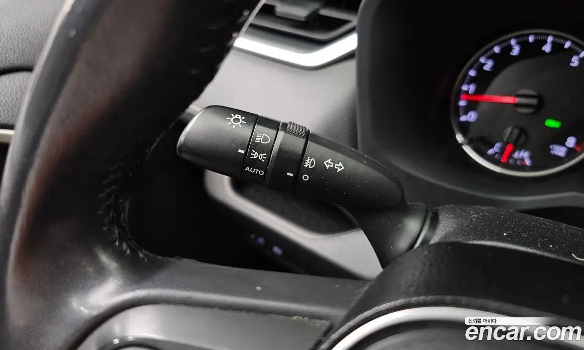 Toyota RAV4 2019 2.5 автомат (гидро), фото 18