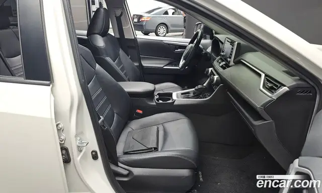 Toyota RAV4 2019 2.5 автомат (гидро), миниатюра 10