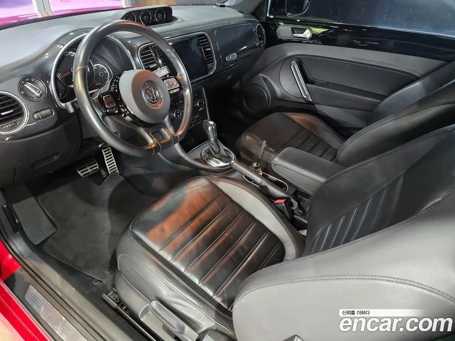 Volkswagen Beatle 2012 2.0 автомат (гидро), фото 5